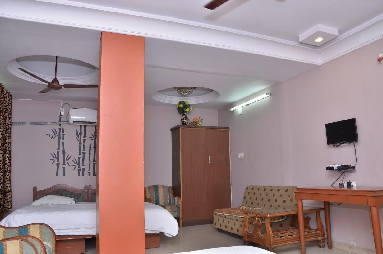 Maharaja Hotel Ahmedabad