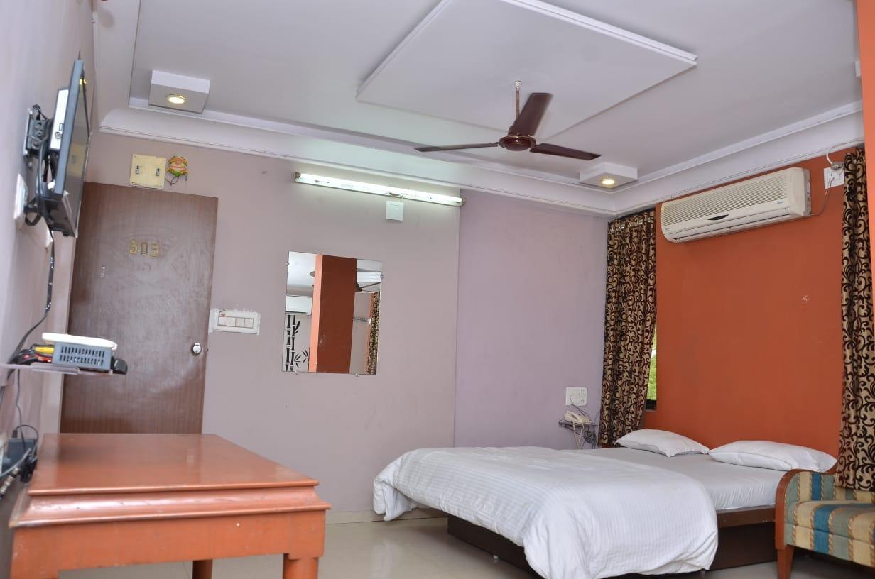 Hotel Maharaja *